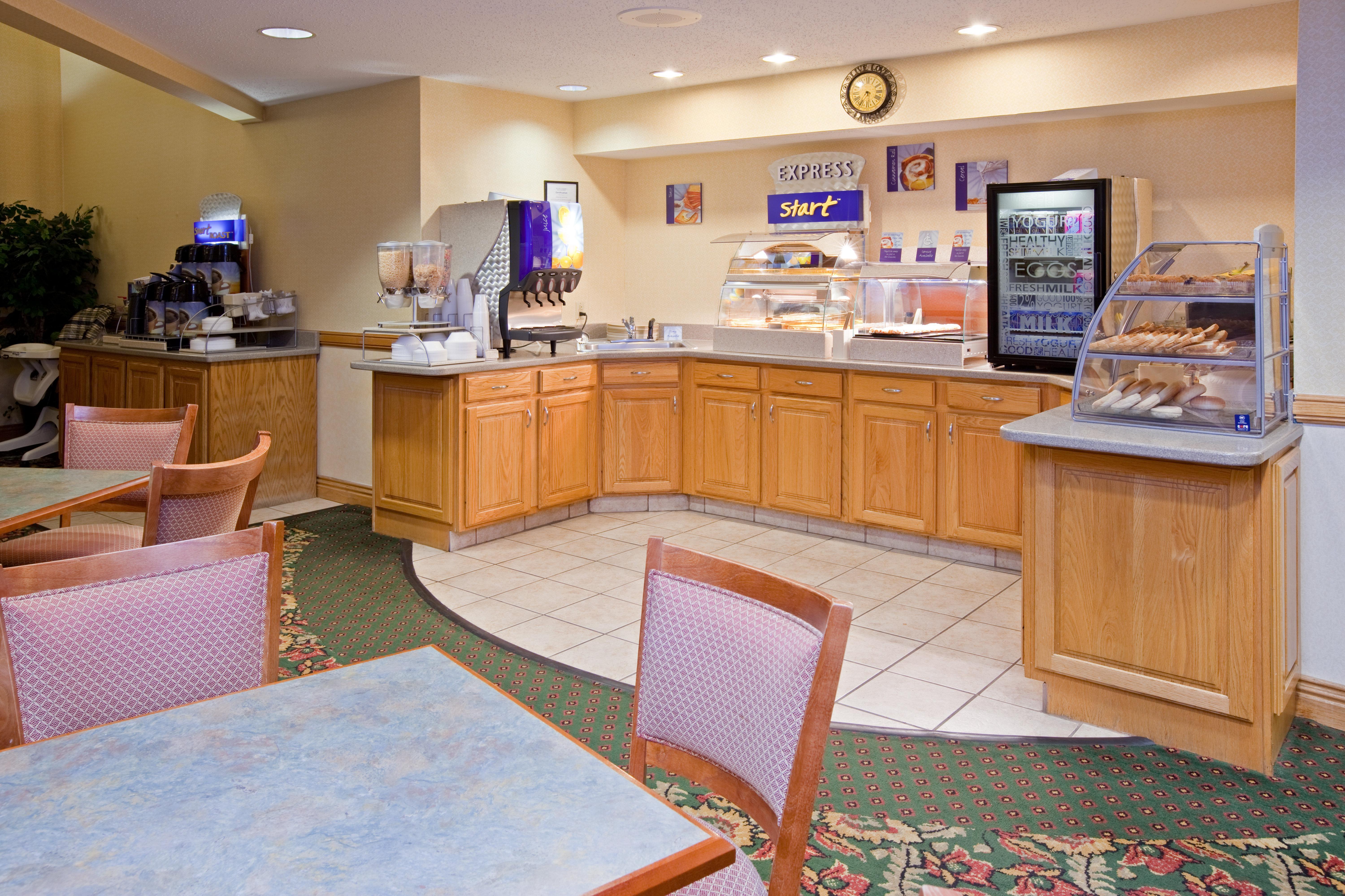 Holiday Inn Express Washington Restaurace fotografie