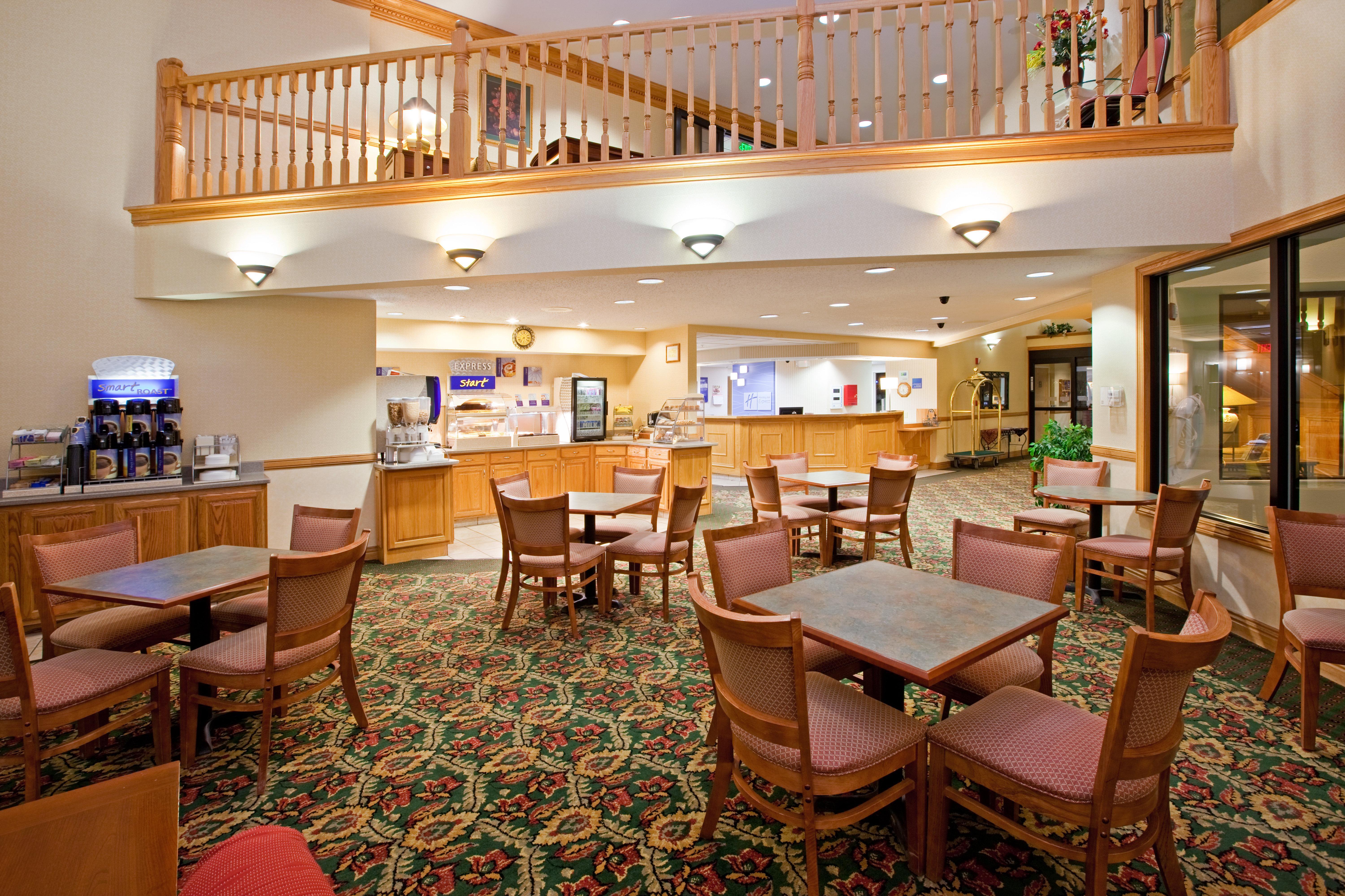 Holiday Inn Express Washington Restaurace fotografie